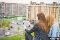 Pedagogy for Location-Based Mobile Learning at UniSA