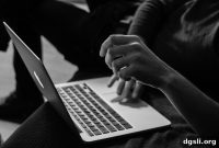 How LMS Platforms Help Teachers, Students and Parents