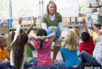 Why EdTech Startups Should Hire Teachers Now