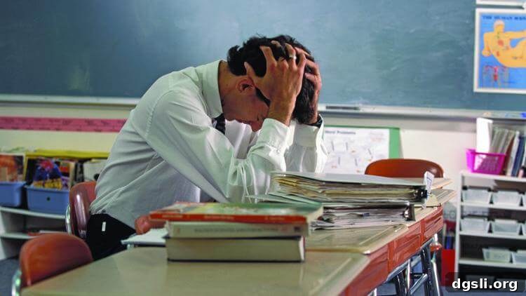 Solving Professional Development Challenges in the Workplace 2 free professional development